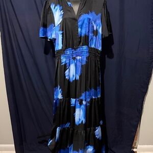 Elegant Blue and Black Floral Dress